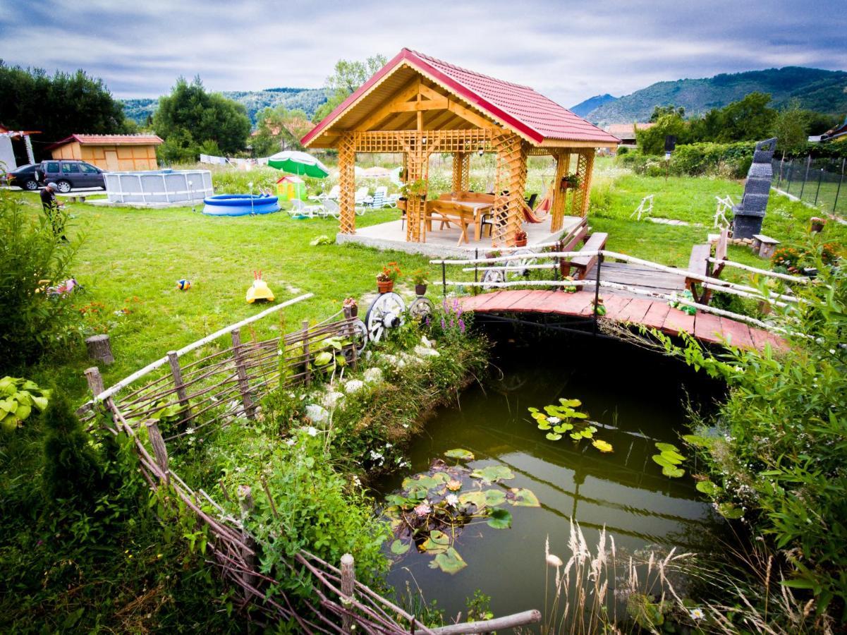Casa De Vacanta Marya Baia de Fier Exteriör bild
