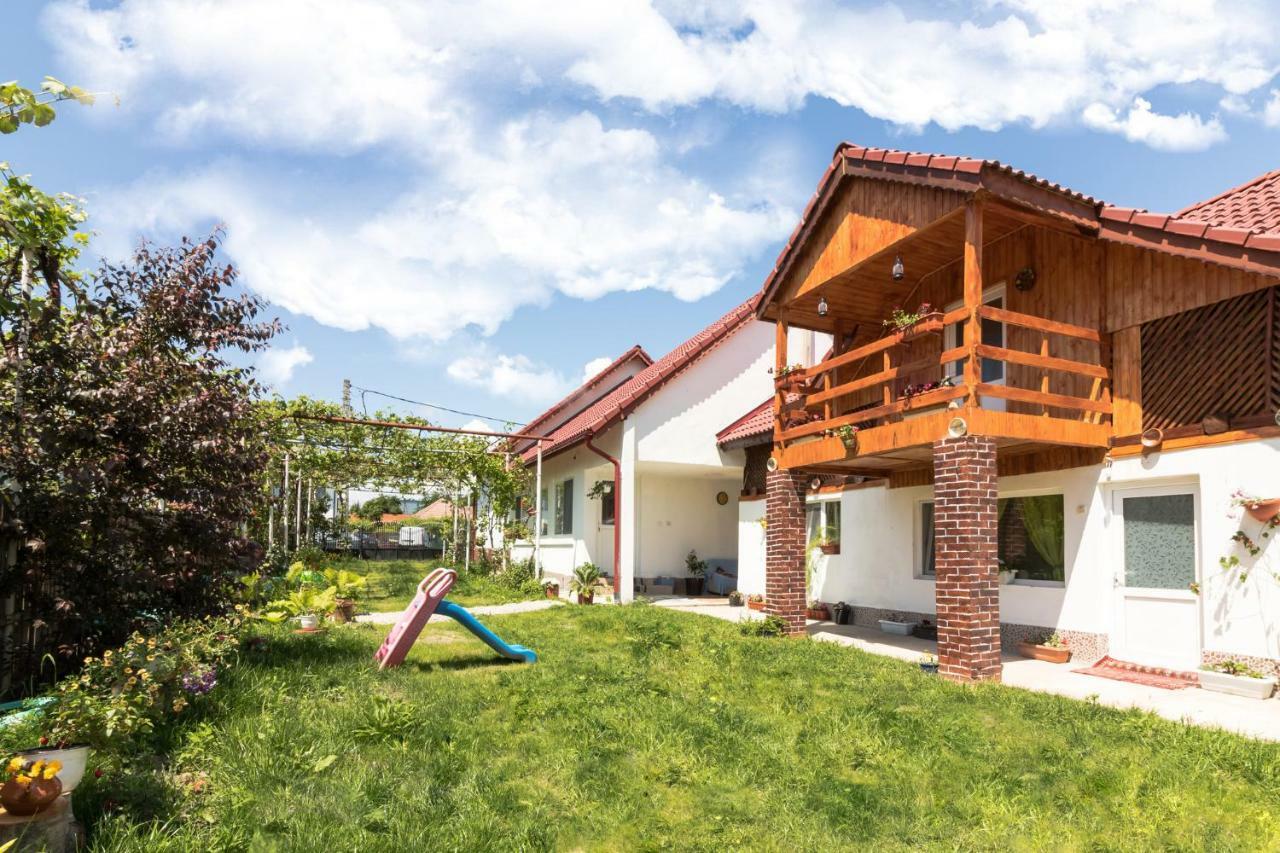 Casa De Vacanta Marya Baia de Fier Exteriör bild